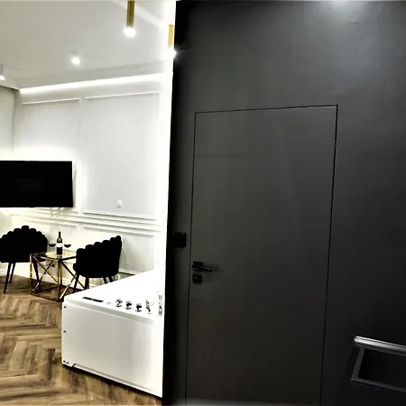 Luxury Jacuzzi Apartment Krakow Exterior photo